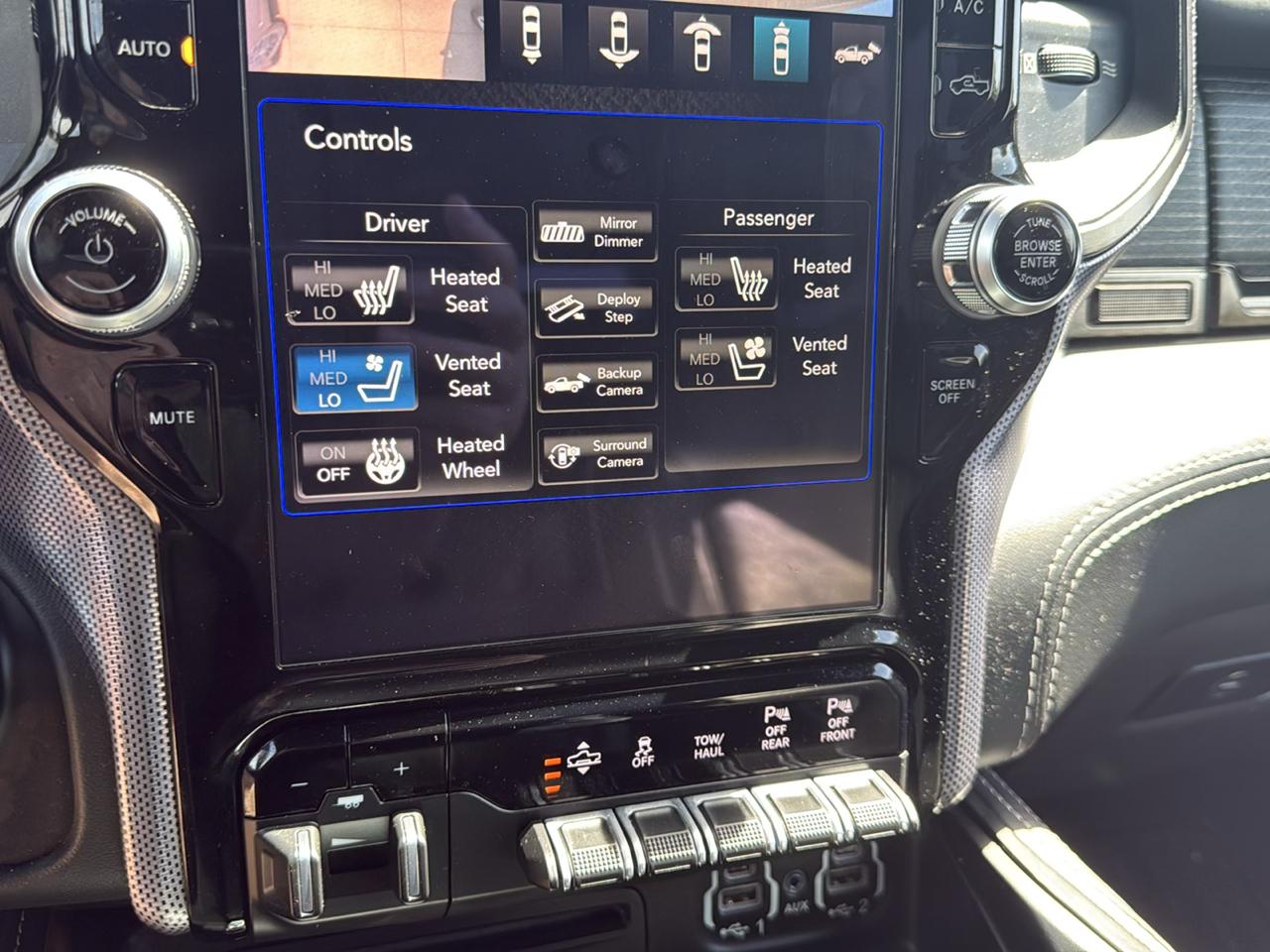 RAM 1500 Limited Crew Cab SWB 4WD 2019