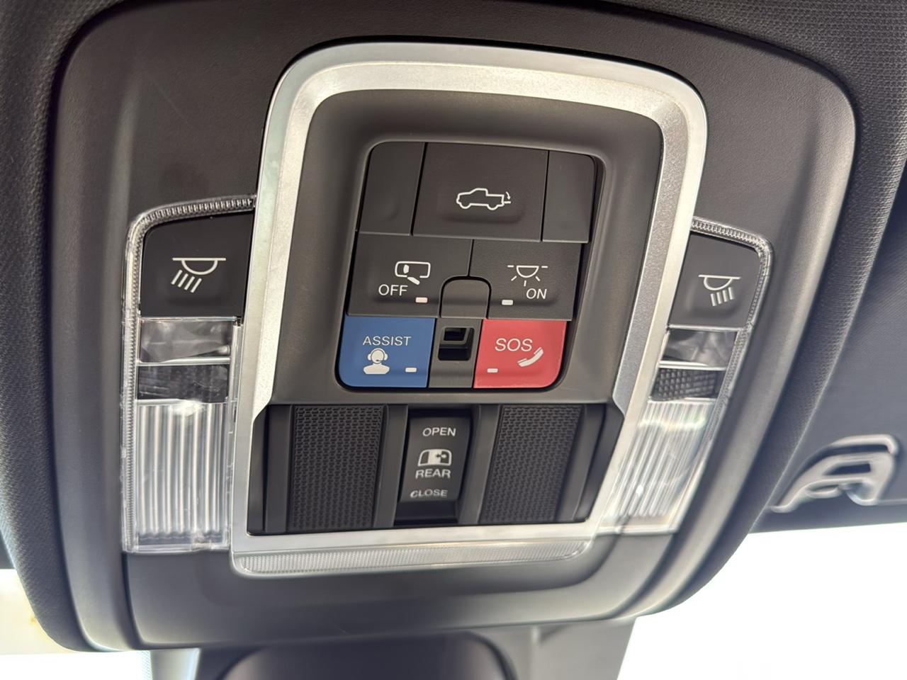 RAM 1500 Limited Crew Cab SWB 4WD 2019