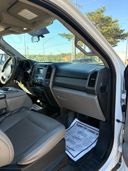 Ford F-250 SD XL Crew Cab 4WD 2019 Ford F-250 SD XL Crew Cab 4WD 2019