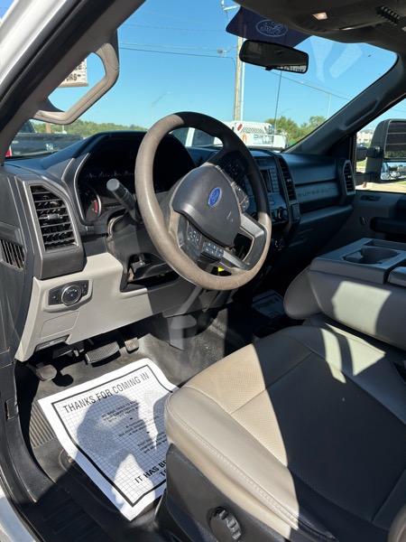 Ford F-250 SD XL Crew Cab 4WD 2019 Ford F-250 SD XL Crew Cab 4WD 2019