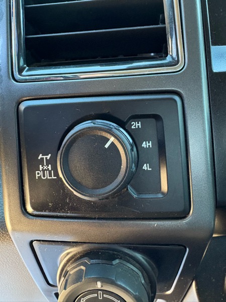 Ford F-150 XLT SuperCrew 6.5-ft. Bed 4WD 2017 Ford F-150 XLT SuperCrew 6.5-ft. Bed 4WD 2017