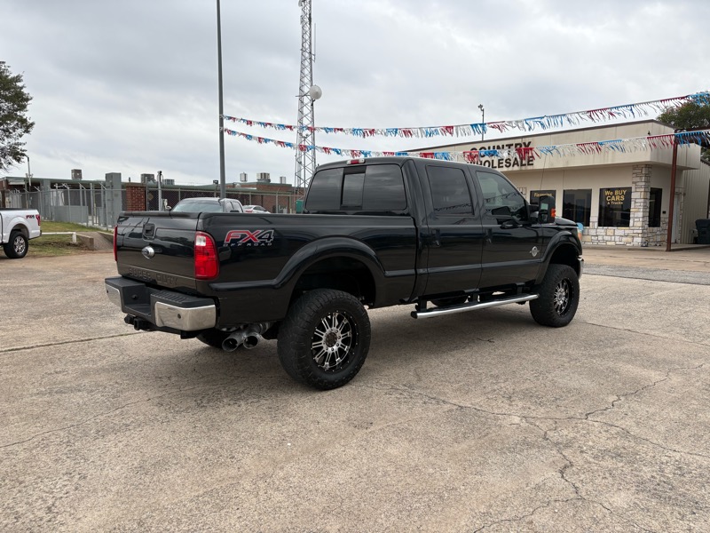 Ford F-250 SD Lariat Crew Cab 4WD 2015 Ford F-250 SD Lariat Crew Cab 4WD 2015
