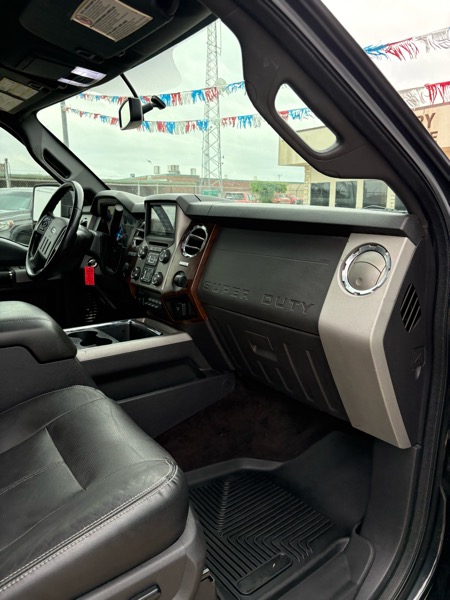 Ford F-250 SD Lariat Crew Cab 4WD 2015 Ford F-250 SD Lariat Crew Cab 4WD 2015