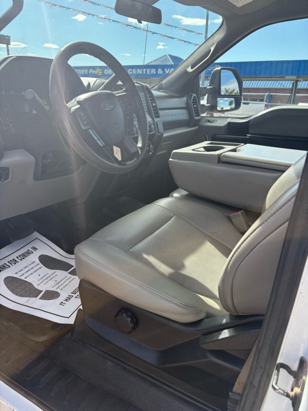 Ford F-350 SD XL Crew Cab 4WD 2019 Ford F-350 SD XL Crew Cab 4WD 2019