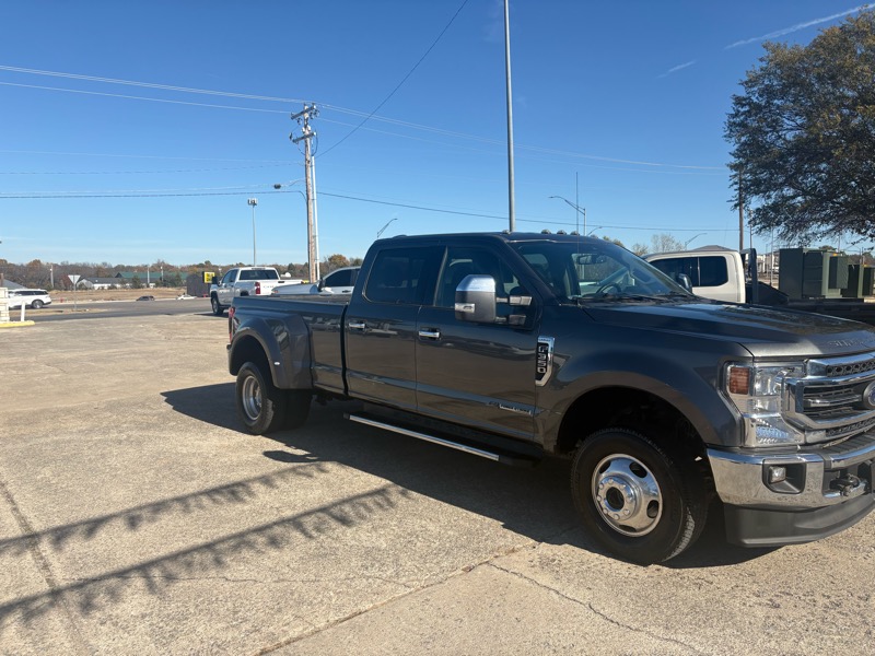 Ford F-350 SD Lariat Crew Cab 4WD DRW 2020