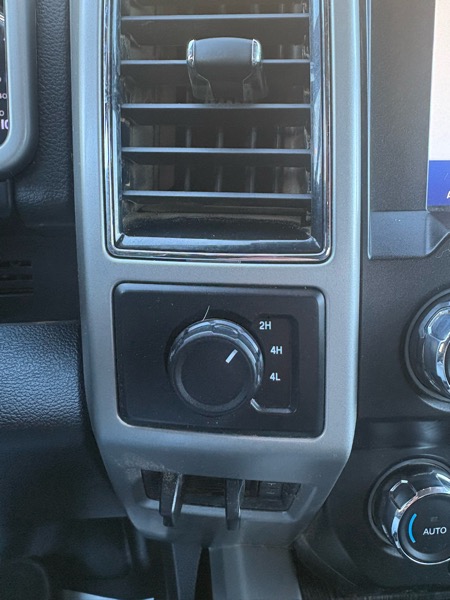 Ford F-350 SD Lariat Crew Cab 4WD DRW 2020