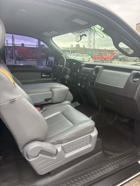 Ford F-150 2WD SuperCab 145" XL 2012