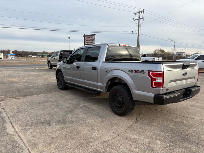 Ford F-150 4WD SuperCrew 139" XL 2020