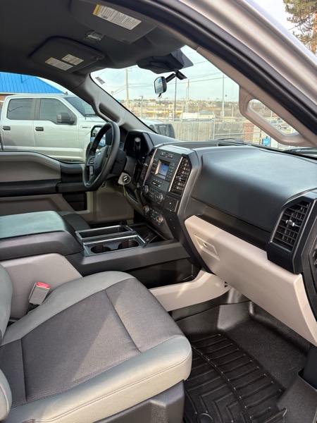 Ford F-150 4WD SuperCrew 139" XL 2020