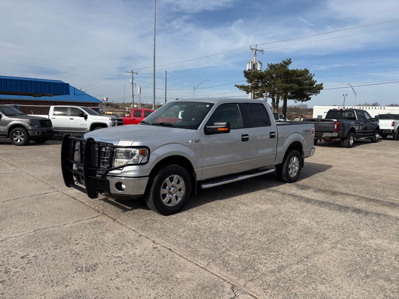 Ford F-150 SuperCrew Crew Cab 139" XLT 4WD 2014