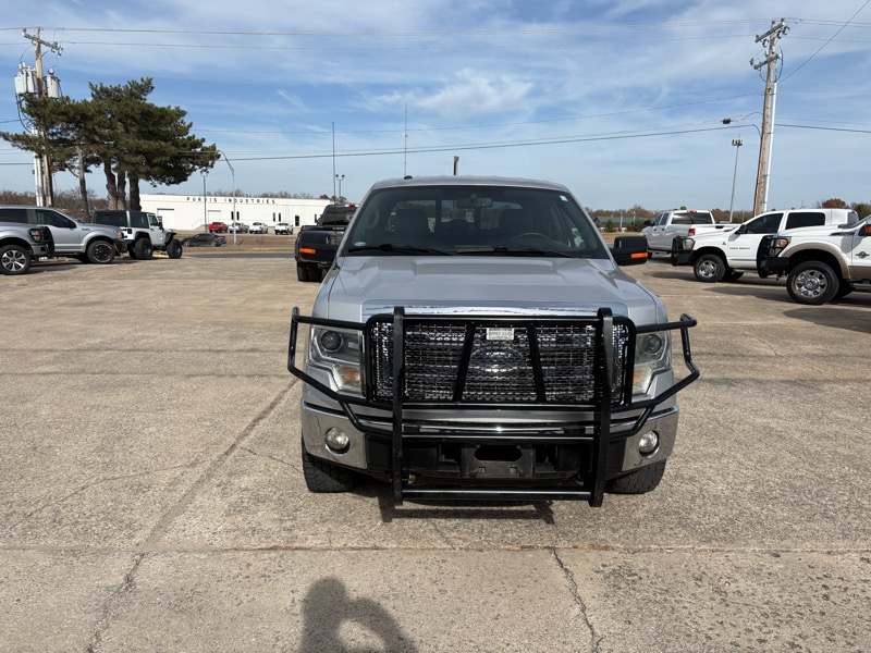 Ford F-150 SuperCrew Crew Cab 139" XLT 4WD 2014