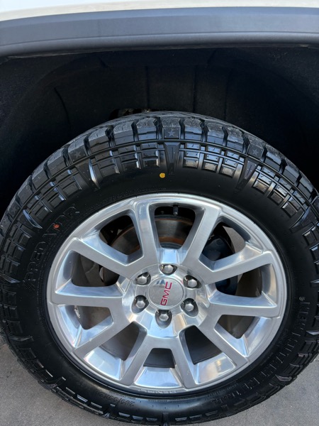 GMC Sierra 1500 Denali Crew Cab Short Box 4WD 2015