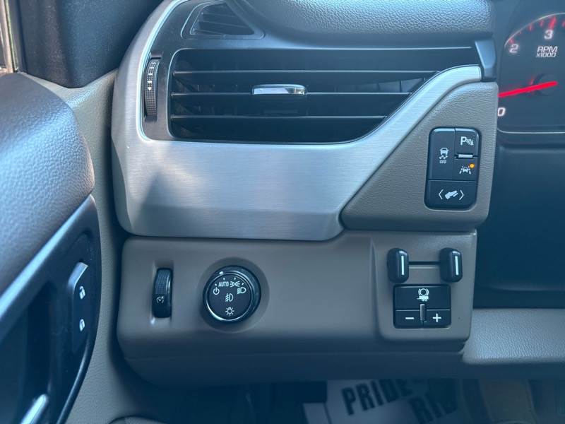 GMC Yukon SLT 2WD 2016