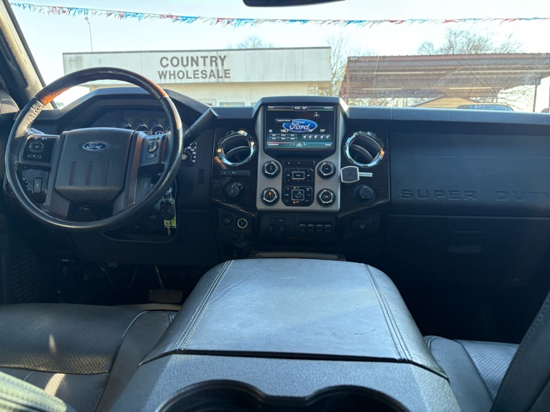 Ford F-250 SD Platinum Crew Cab 4WD 2016