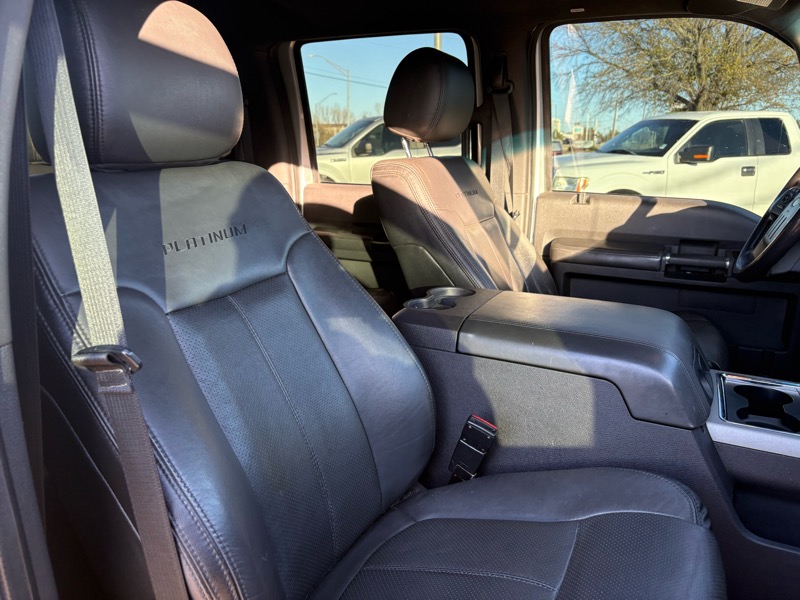 Ford F-250 SD Platinum Crew Cab 4WD 2016