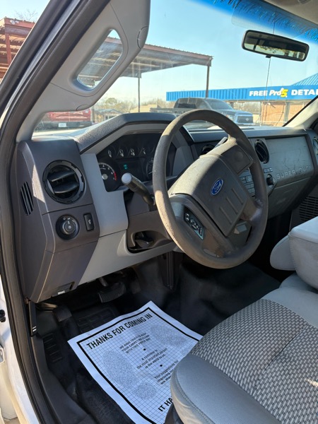 Ford F-350 SD XL DRW 4WD 2011