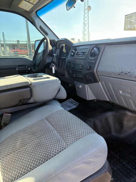 Ford F-350 SD XL DRW 4WD 2011