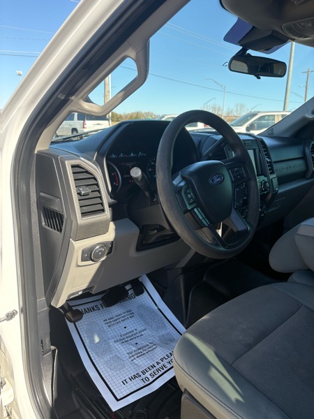 Ford F-350 SD XL Crew Cab LWB 4WD 2021