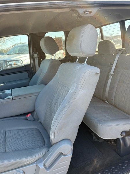 Ford F-150 4WD SuperCab 133" XLT 2012