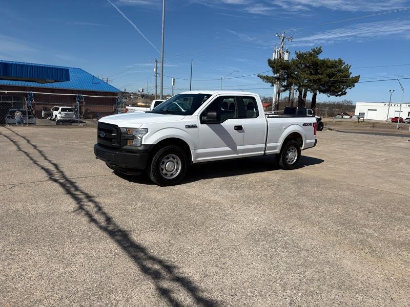 2016 Ford F-150 4WD SuperCab 145" XL