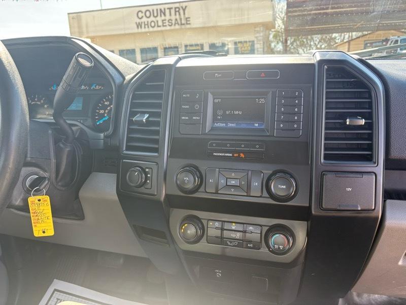 Ford F-150 4WD SuperCab 145" XL 2016