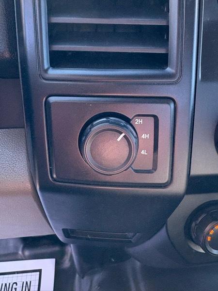 Ford F-150 4WD SuperCab 145" XL 2016