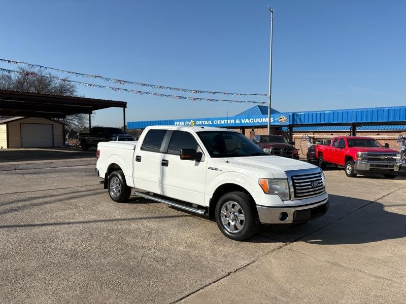 Ford F-150 2WD SuperCrew 139" XLT 2011