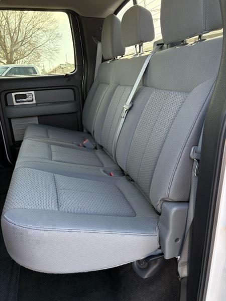 Ford F-150 2WD SuperCrew 139" XLT 2011