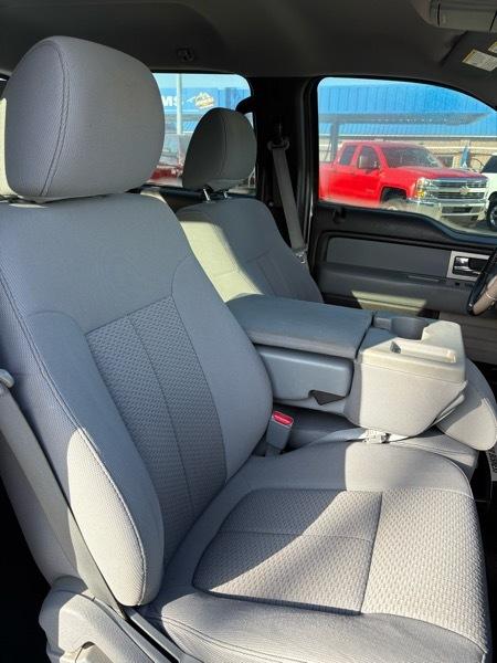 Ford F-150 2WD SuperCrew 139" XLT 2011