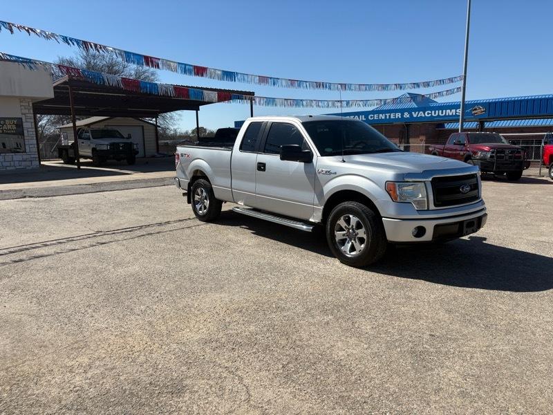Ford F-150 2WD SuperCab 145" STX 2013