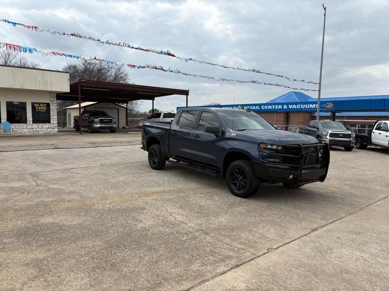Chevrolet Silverado Classic 1500 HD LT1 Crew Cab 4WD 2020