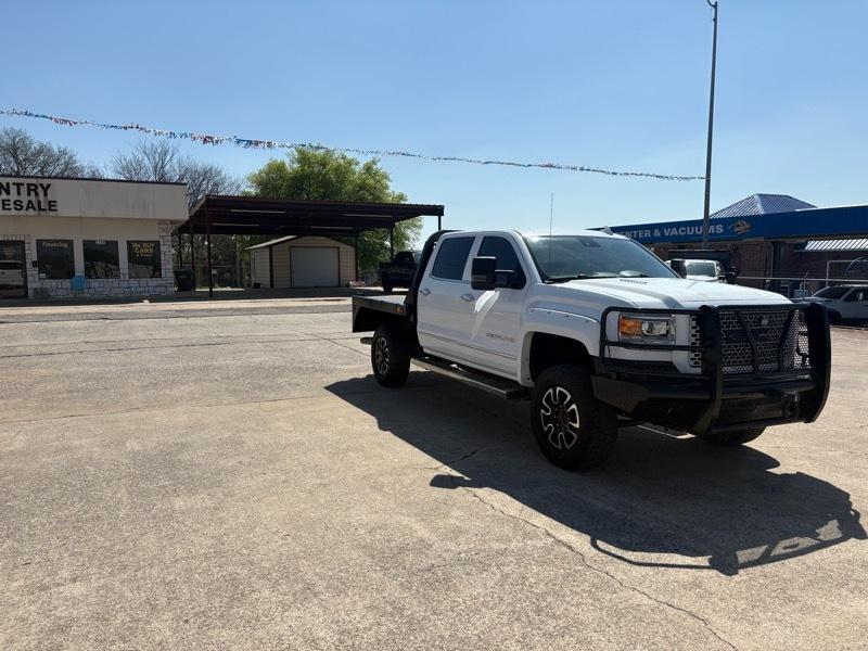GMC Sierra 2500HD Denali Crew Cab 4WD 2015