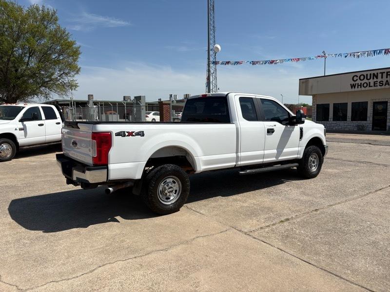 Ford F-250 SD XL Crew Cab Long Bed 4WD 2019