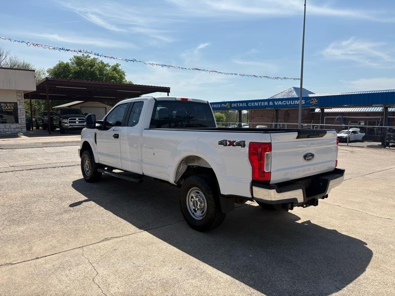 Ford F-250 SD XL Crew Cab Long Bed 4WD 2019