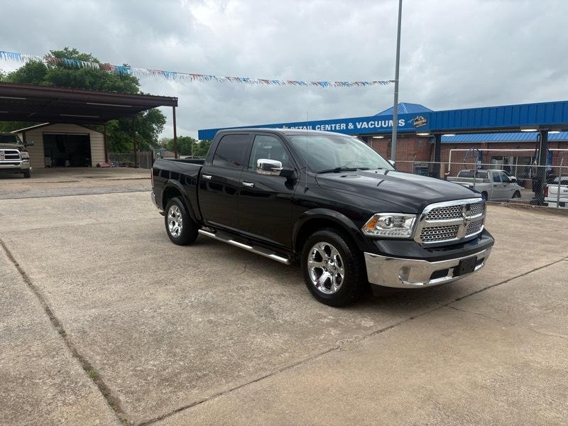 RAM 1500 Laramie Crew Cab SWB 4WD 2018