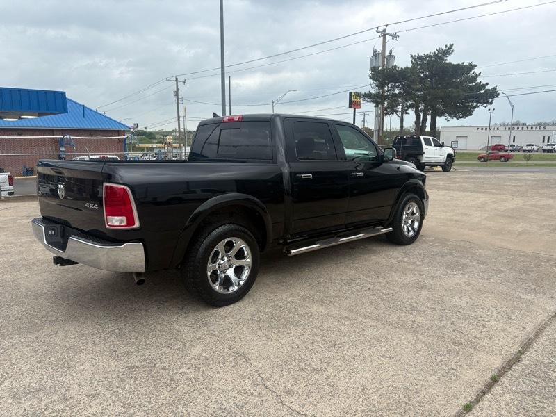 RAM 1500 Laramie Crew Cab SWB 4WD 2018