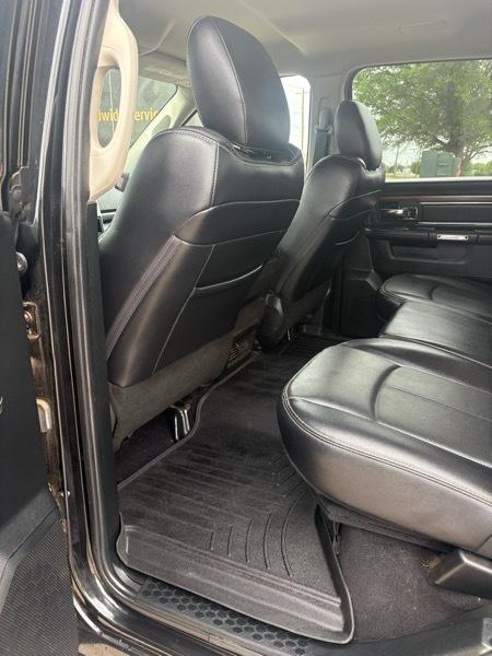 RAM 1500 Laramie Crew Cab SWB 4WD 2018