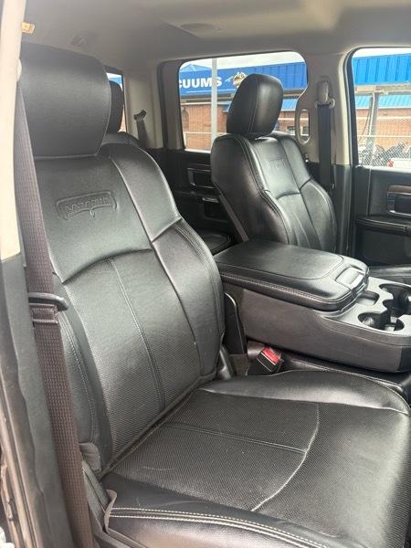 RAM 1500 Laramie Crew Cab SWB 4WD 2018