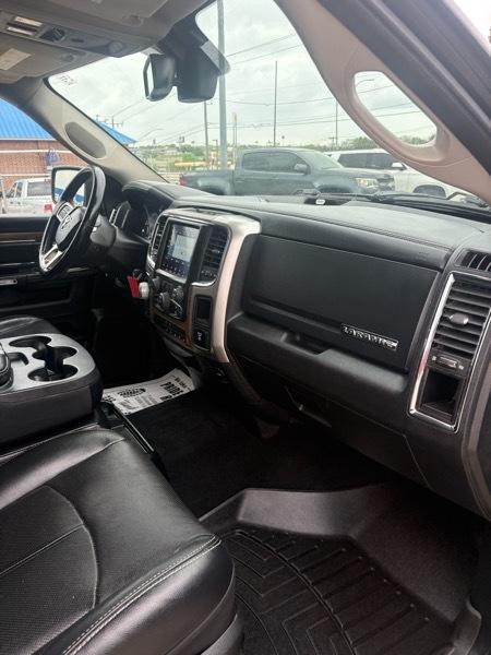 RAM 1500 Laramie Crew Cab SWB 4WD 2018