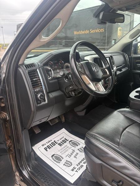 RAM 1500 Laramie Crew Cab SWB 4WD 2018