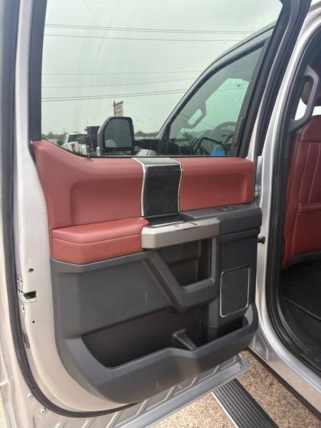 Ford F-250 SD Platinum Crew Cab 4WD 2022