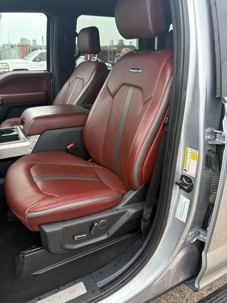 Ford F-250 SD Platinum Crew Cab 4WD 2022