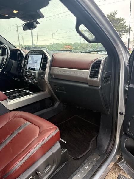 Ford F-250 SD Platinum Crew Cab 4WD 2022