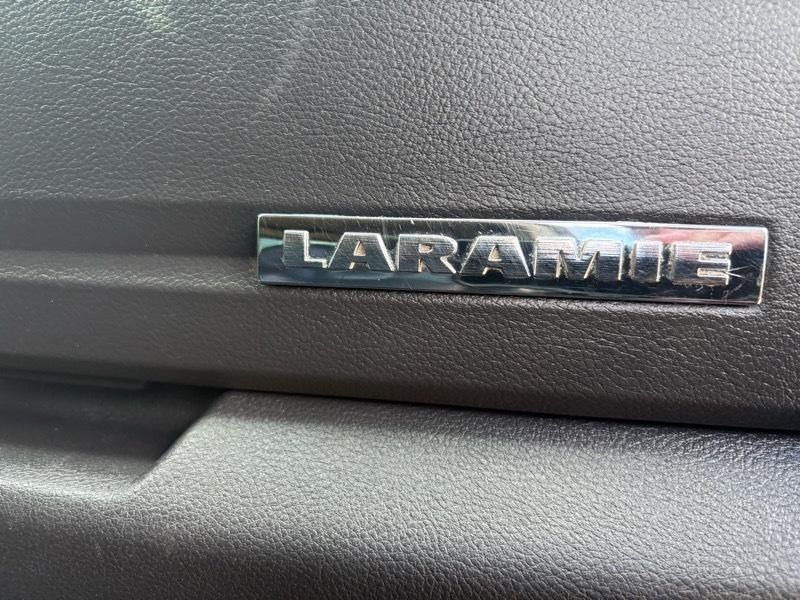 RAM 2500 Laramie Crew Cab SWB 4WD 2012