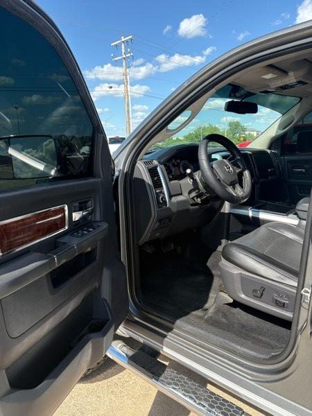 RAM 2500 Laramie Crew Cab SWB 4WD 2012
