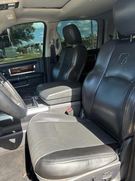 RAM 2500 Laramie Crew Cab SWB 4WD 2012