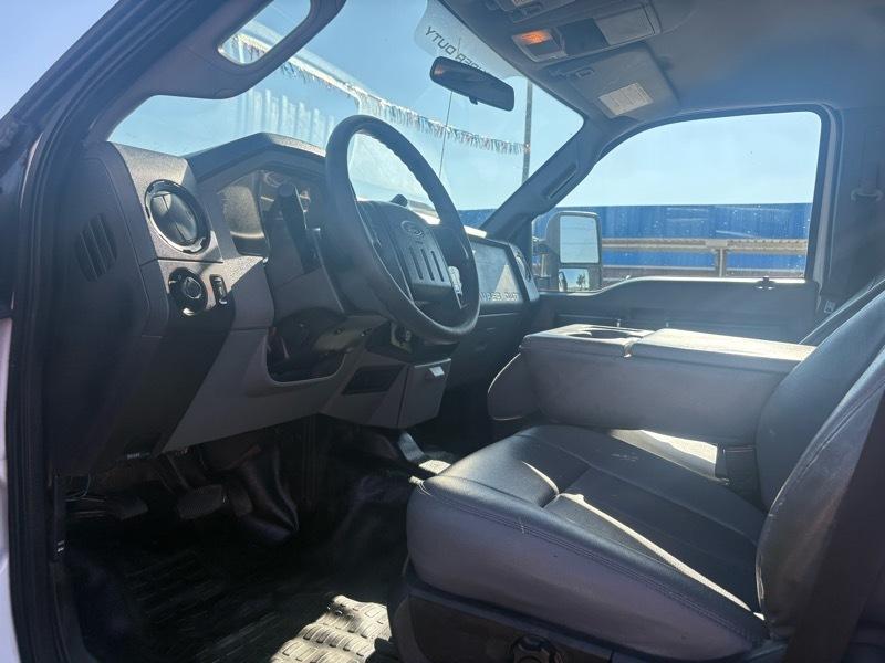 Ford F-450 SD Crew Cab DRW 2WD 2015