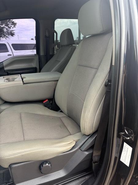 Ford F-350 SD XL Crew Cab Long Bed DRW 4WD 2022