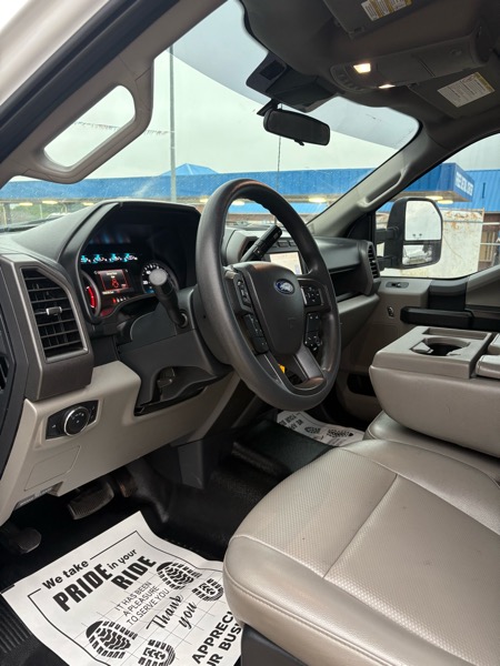 Ford F-250 SD XL Crew Cab 4WD 2022