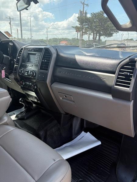 Ford F-550 SuperCab DRW 4WD 2019